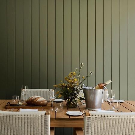 Bells At Killcare Boutique Hotel, Restaurant & Spa (Adults Only) Eksteriør billede